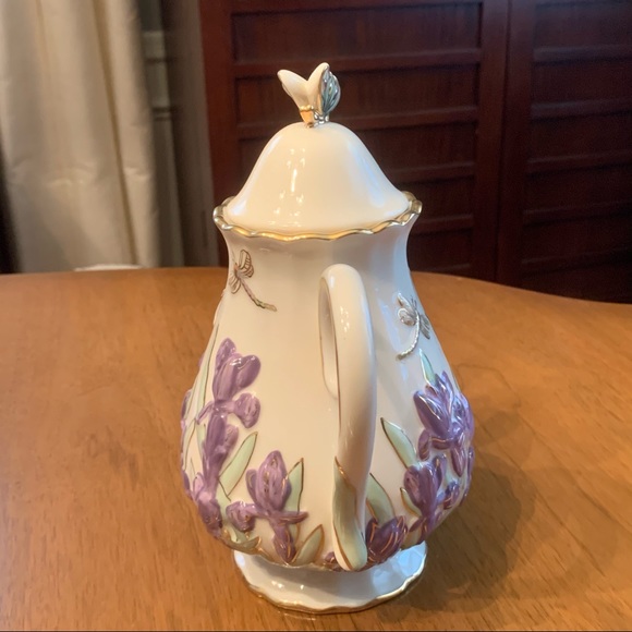 Lenox The Springtime Splendor Teapot - Picture 5 of 16